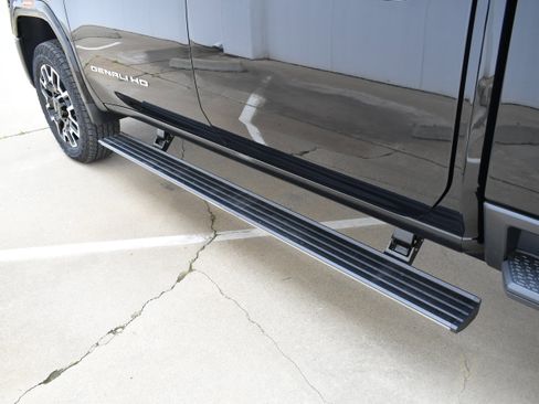 New 2026 GMC Sierra 2500 Denali w/ Denali Reserve Package AWD/4WD image 15