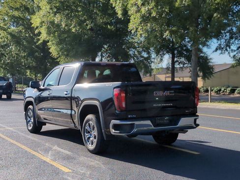 Used 2024 GMC Sierra 1500 SLT AWD/4WD image 3