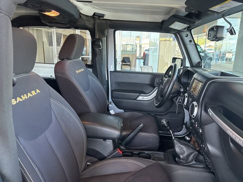 Used 2014 Jeep Wrangler Sahara w/ Dual Top Group image 25