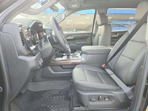 New 2026 Chevrolet Silverado 1500 LT Trail Boss w/ LT Trail Boss Premium Package AWD/4WD image 11