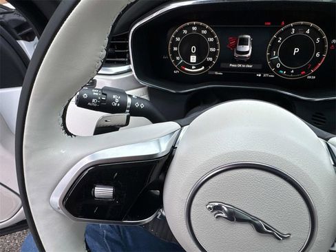 New 2026 Jaguar F-PACE R-Dynamic S image 30