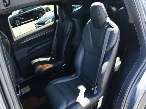 Used 2022 Tesla Model X AWD/4WD image 25