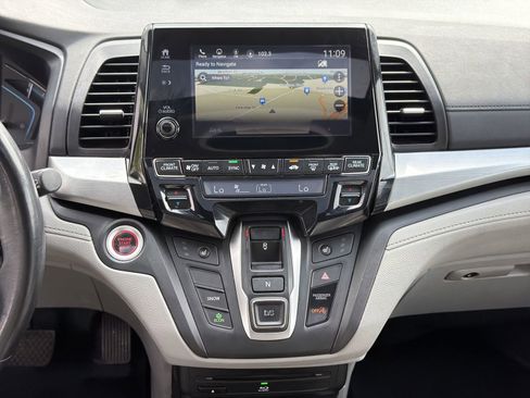 Used 2018 Honda Odyssey EX-L image 31