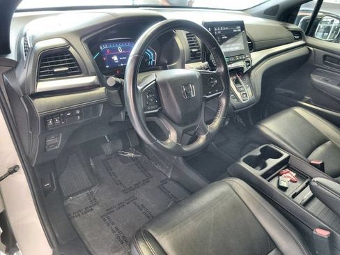 Used 2024 Honda Odyssey Sport image 14