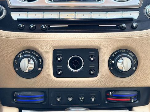 Used 2011 Rolls-Royce Ghost image 53