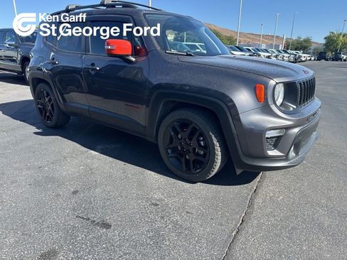 Used 2020 Jeep Renegade Latitude FWD image 1