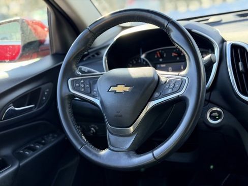Used 2022 Chevrolet Equinox LT image 22