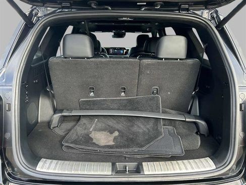Used 2023 Hyundai Palisade Calligraphy image 12