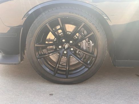 Used 2018 Dodge Challenger T/A image 33