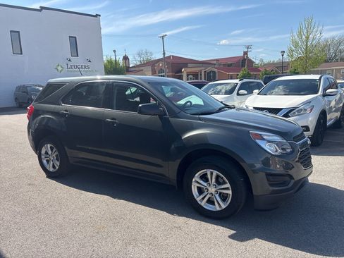 Used 2017 Chevrolet Equinox LS FWD image 6