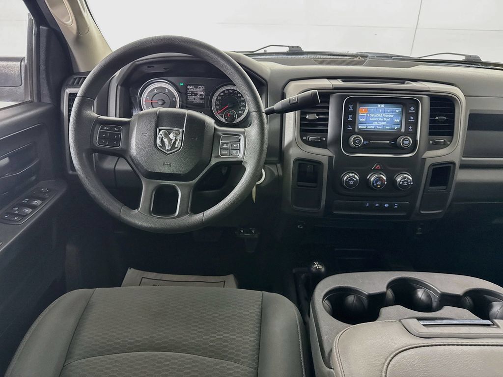Used 2018 RAM 2500 Tradesman w/ Chrome Appearance Group AWD/4WD image 25
