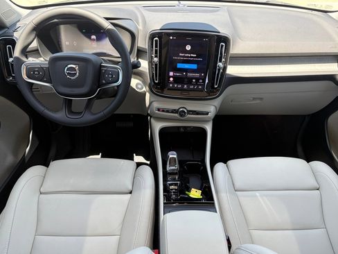 New 2026 Volvo XC40 B4 Plus w/ Protection Package Premier image 9