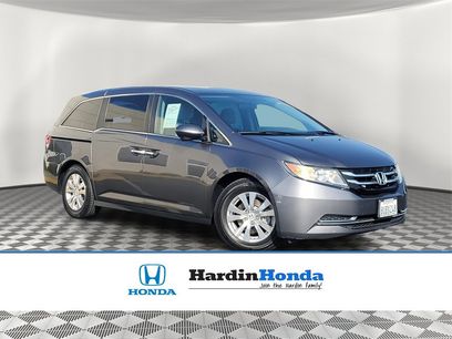 Used 2017 Honda Odyssey SE