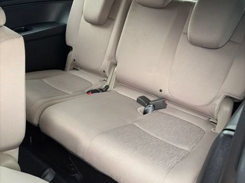 Used 2018 Honda Odyssey EX image 11