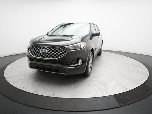 Used 2024 Ford Edge SEL w/ Convenience Package AWD/4WD image 12