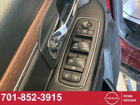 Used 2018 RAM 2500 Laramie AWD/4WD image 21