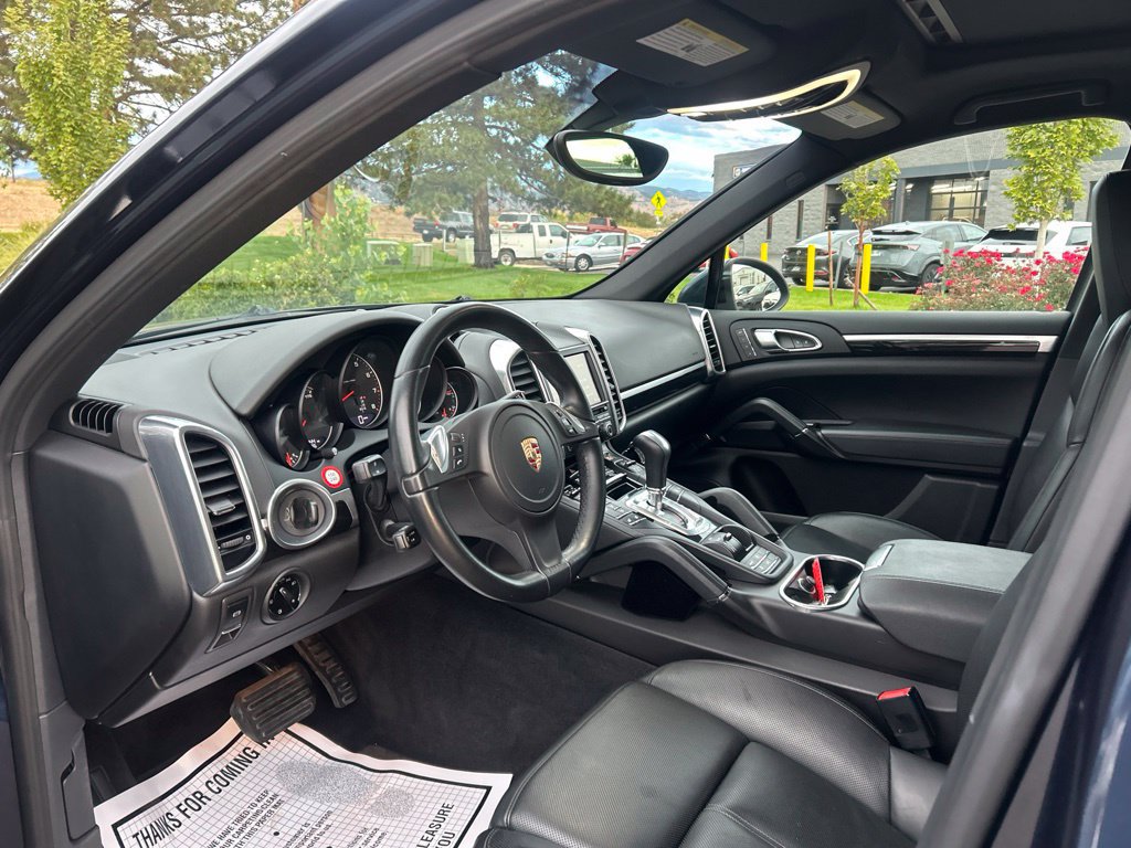 Used 2013 Porsche Cayenne AWD/4WD image 23