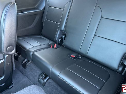 Used 2019 Chevrolet Traverse Premier image 17