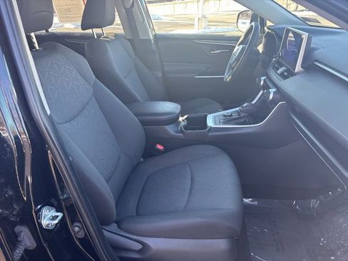 Used 2024 Toyota RAV4 AWD Hybrid image 12