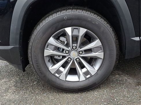 Used 2026 Chevrolet Equinox LT w/ Convenience Package II image 31