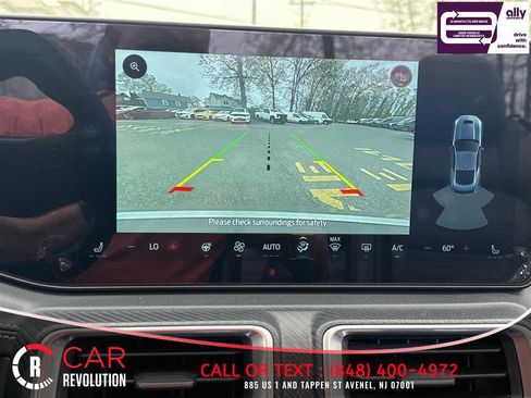 Used 2025 Ford Mustang Premium image 14