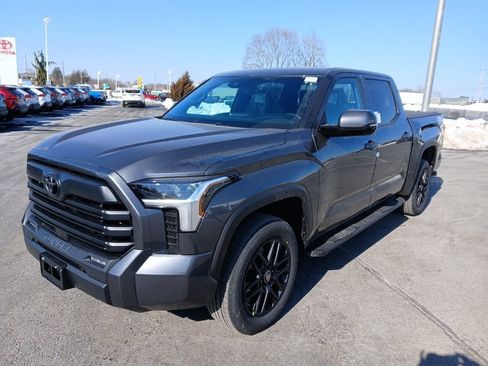 New 2026 Toyota Tundra SR5 image 2