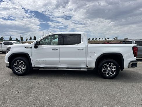 New 2026 GMC Sierra 1500 SLT w/ SLT Premium Plus Package RWD image 5
