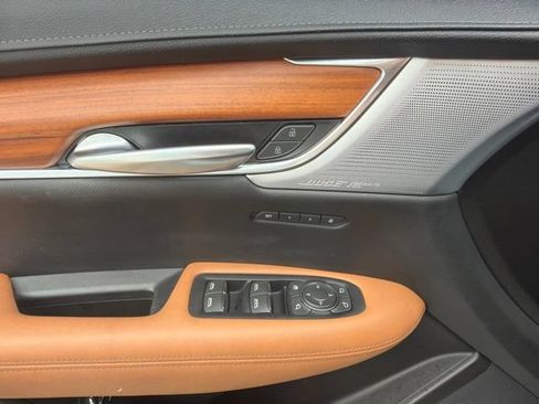 Used 2023 Cadillac XT5 Premium Luxury FWD image 11