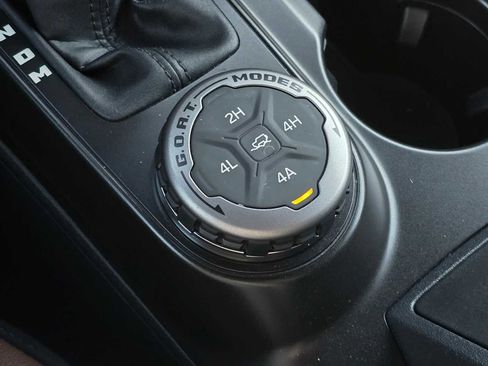 Used 2022 Ford Bronco Outer Banks w/ Sasquatch Package image 28