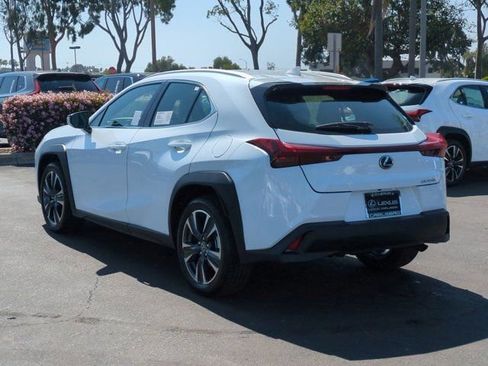 New 2026 Lexus UX 300h FWD image 7