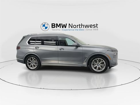 New 2026 BMW X7 xDrive40i w/ Premium Package image 5