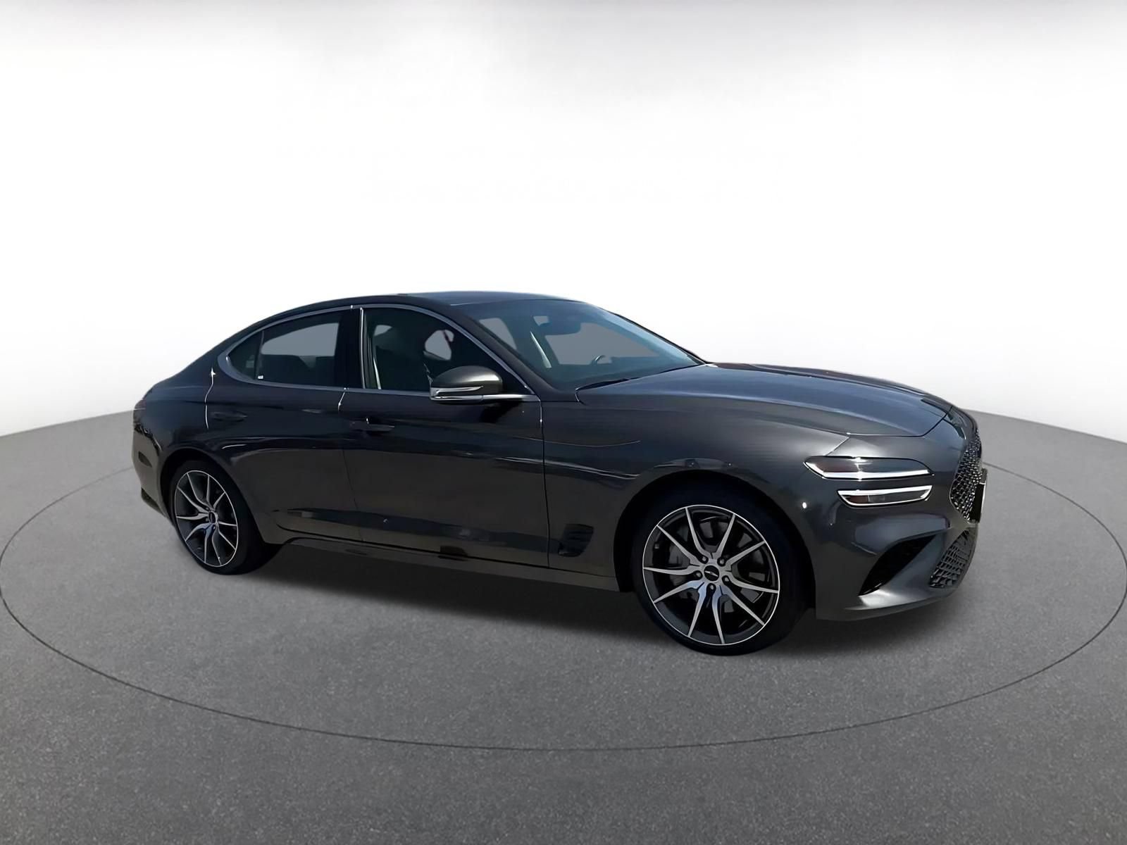 Used 2026 Genesis G70 2.5T RWD image 2