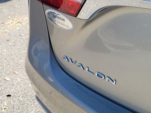 Used 2015 Toyota Avalon XLE Touring image 7