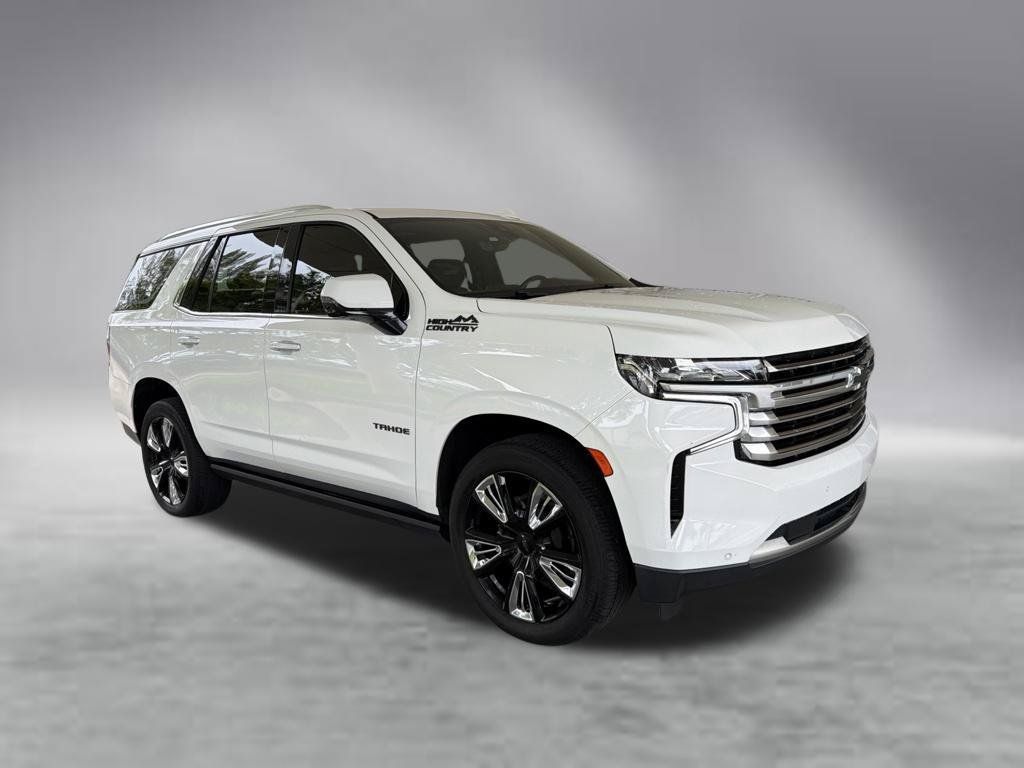 Used 2022 Chevrolet Tahoe High Country RWD image 2