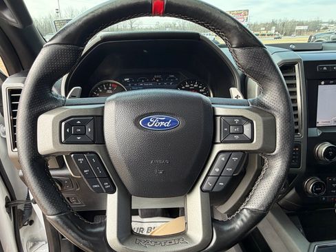 Used 2019 Ford F150 Raptor w/ Equipment Group 802A Luxury image 15