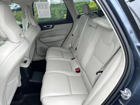 Certified 2025 Volvo XC60 T8 Plus w/ Protection Package Premier AWD/4WD image 35