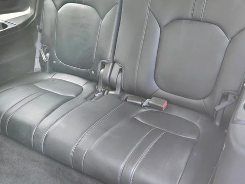 Used 2023 Honda Pilot Elite image 16