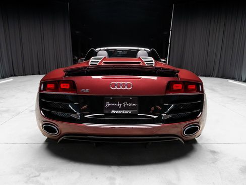 Used 2011 Audi R8 V10 image 17