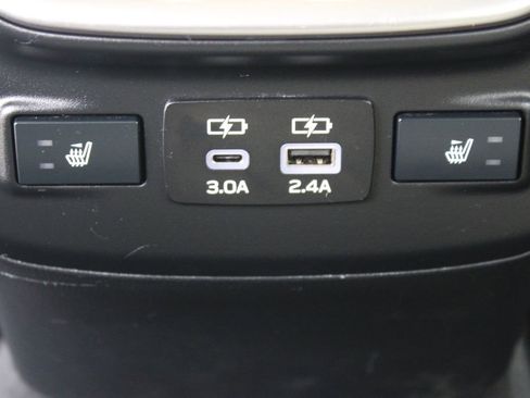 Used 2024 Subaru Outback Limited image 25