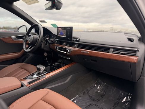 Used 2021 Audi A4 2.0T Premium w/ Convenience Package image 10