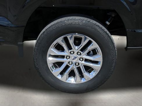 Used 2024 Ford F150 Lariat w/ FX4 Off-Road Package AWD/4WD image 9