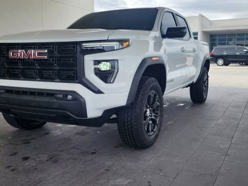 Used 2024 GMC Canyon Elevation w/ Convenience Package image 1