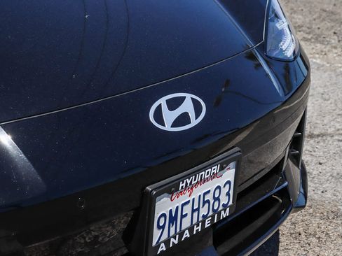Used 2024 Hyundai Ioniq 6 SEL RWD image 5