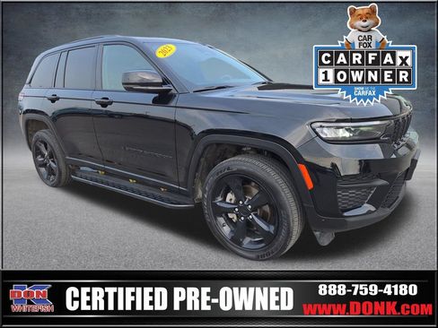 Used 2023 Jeep Grand Cherokee Altitude AWD/4WD image 1