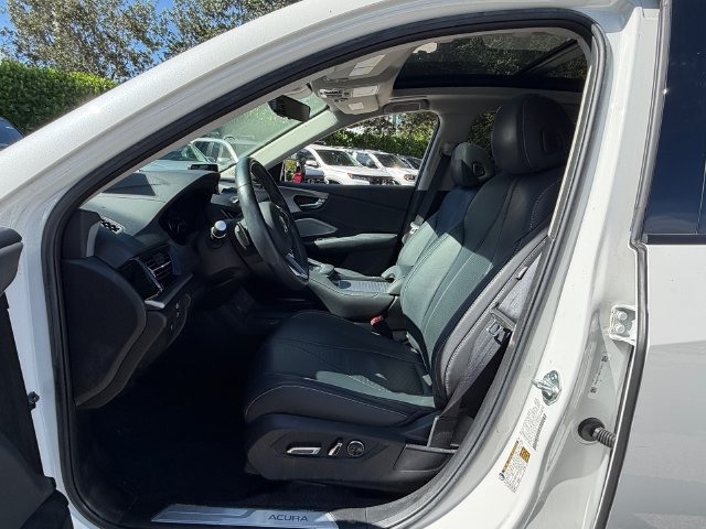 Used 2023 Acura RDX w/ Technology Package FWD image 8