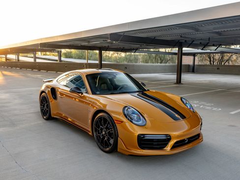 Used 2018 Porsche 911 Turbo S image 22