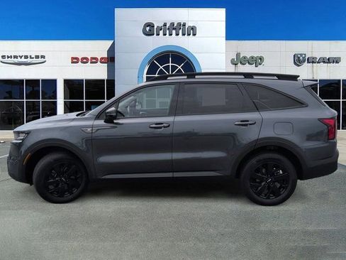 Used 2022 Kia Sorento S AWD/4WD image 10
