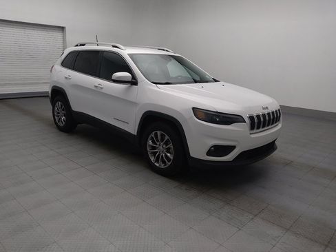 Used 2021 Jeep Cherokee Latitude Lux FWD image 11
