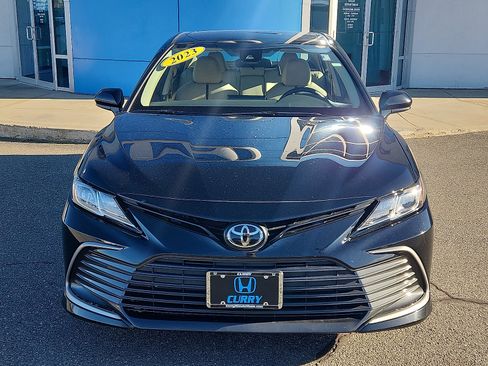 Used 2023 Toyota Camry LE image 2