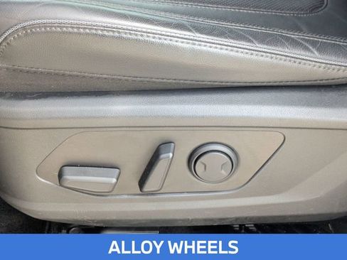 Used 2022 Hyundai Tucson Limited image 17